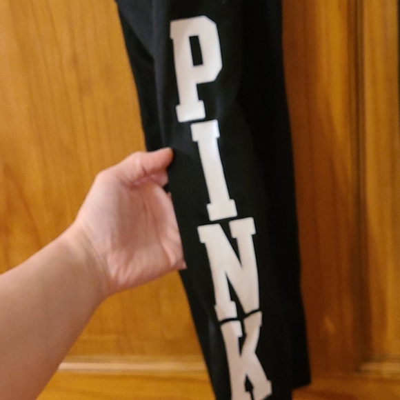 PiNK pants - Picture 2 of 3